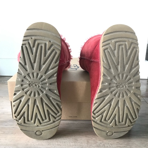 Ugg Bailey Button - Picture 8 of 8